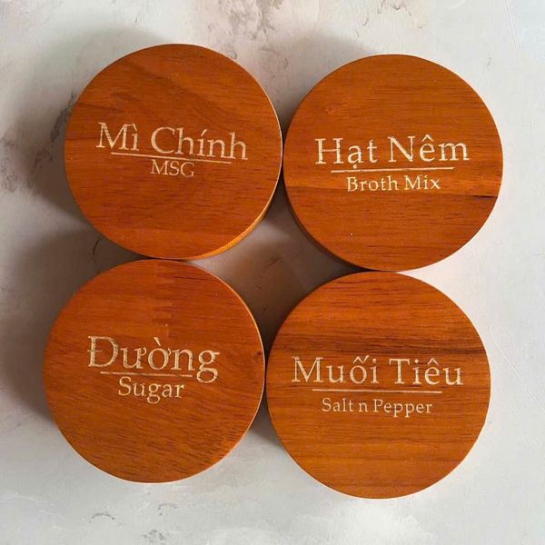 Nắp nhỏ hổ phách.jpg